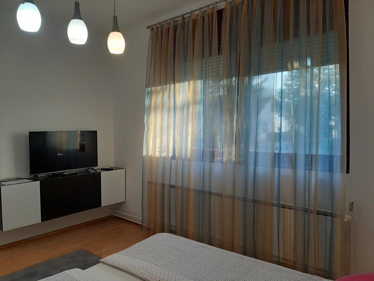 Ars Duo Apartment โนวีซาด ภายนอก รูปภาพ
