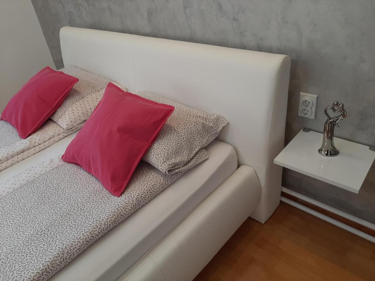 Ars Duo Apartment โนวีซาด ภายนอก รูปภาพ